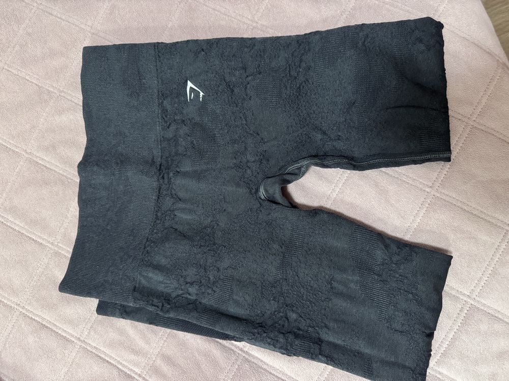 Gymshark клин S