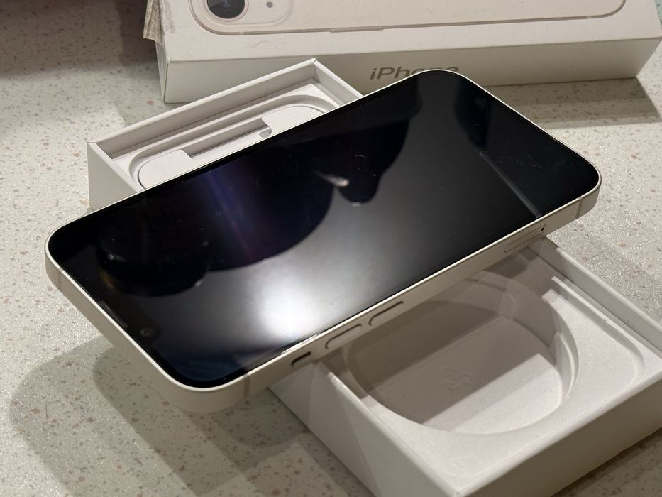iPhone 14 White (Бял) 256GB – Перфектен, 100% Батерия.