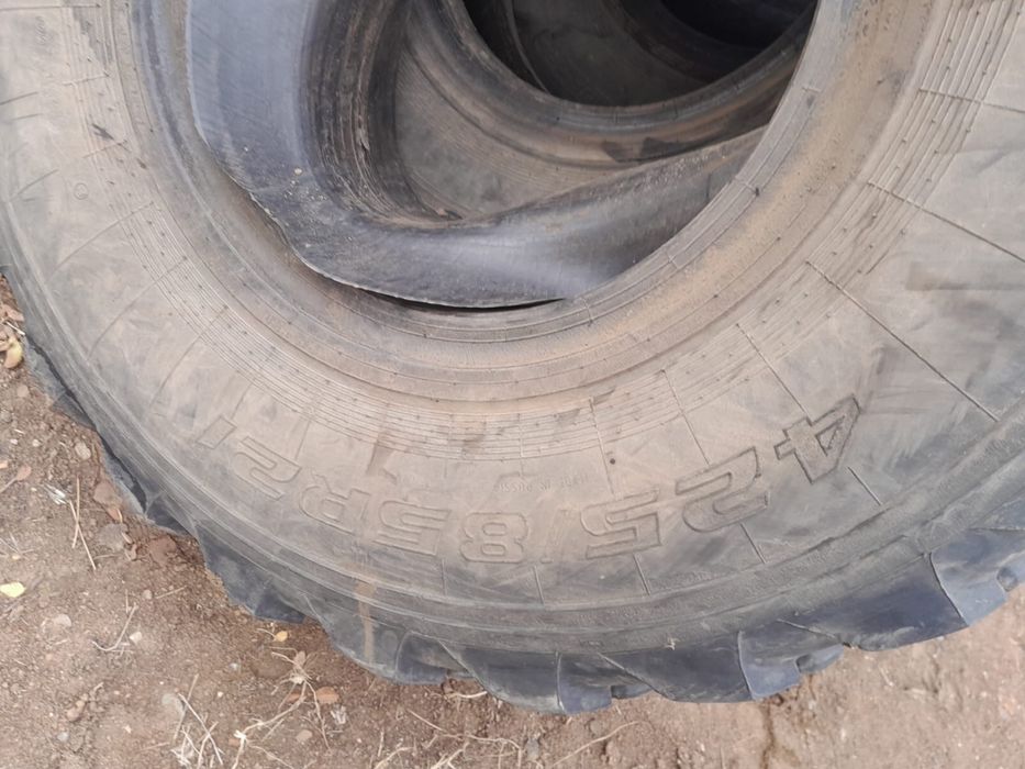 Продам шины в хорошем состояние.