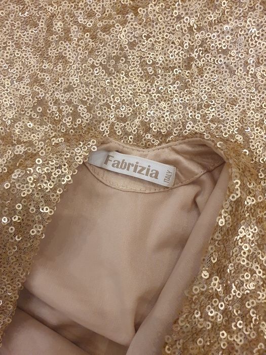 Страхотна рокля с пайети