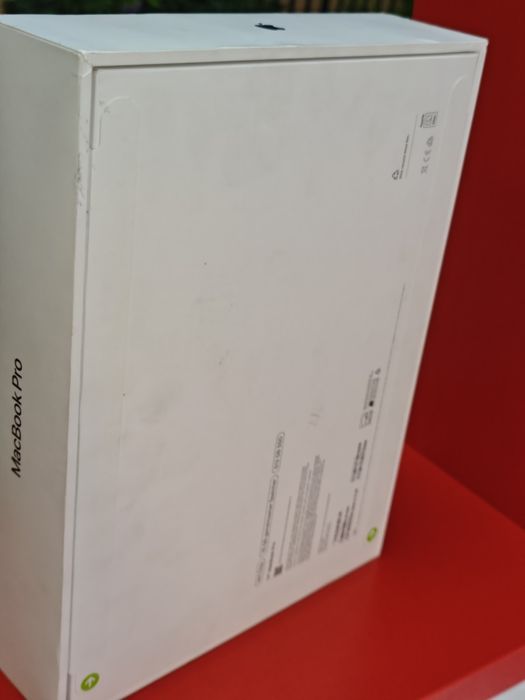 Macbook Pro M4 14 inch Sigilat