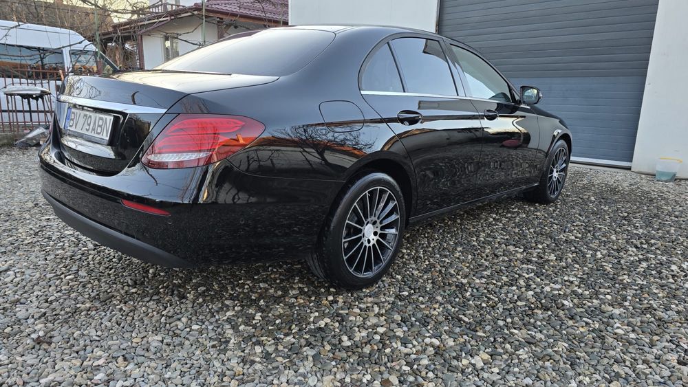 Mercedes E 200 Benzina ! Impecabil ! Pret brut! Factură+garanție!