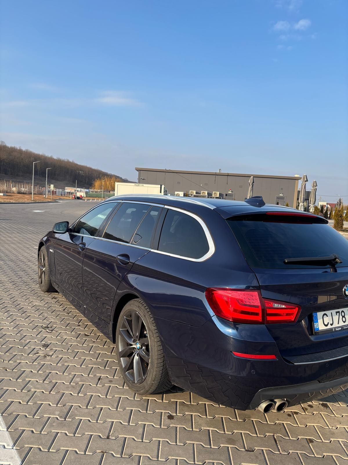 Vând BMW  F11  an 2013