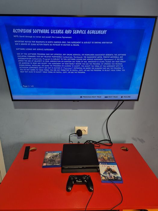 Playstation 4 slim