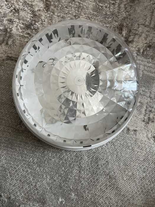 Плафон в ванную или на балкон