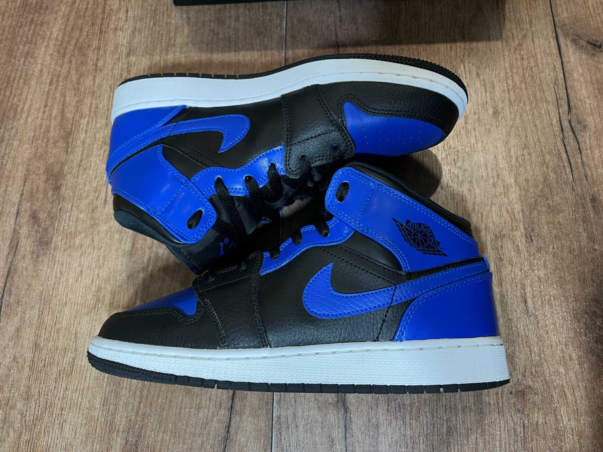 ОРИГИНАЛНИ *** Nike Air Jordan 1 Mid Hyper Royal Blue Black