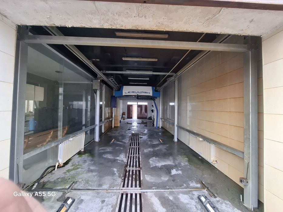 Афто муйка сотилади.