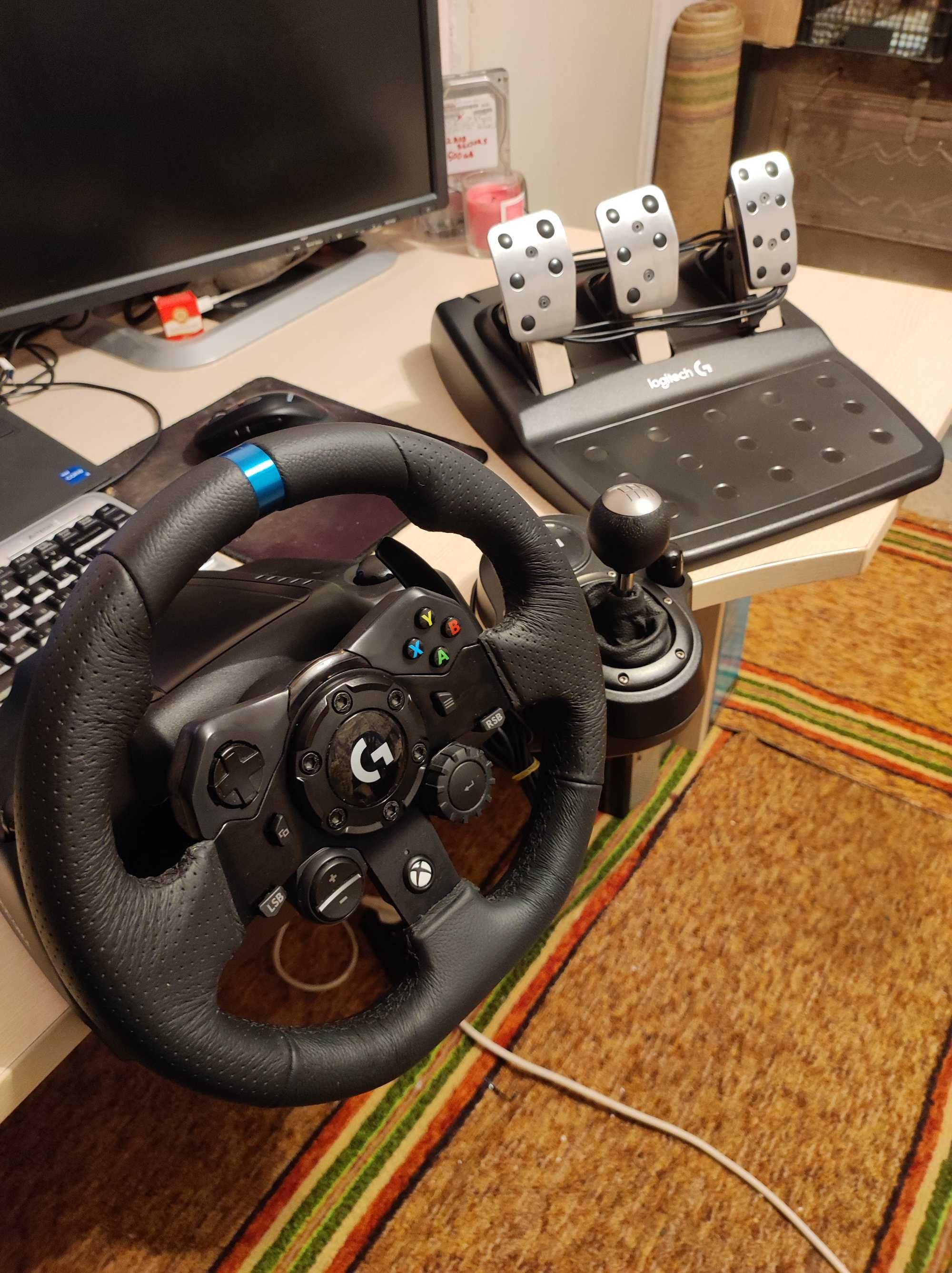 Logitech G923 волан + скоростен лост ! С ГАРАНЦИЯ + БЕЗПЛАТНА ДОСТАВКА