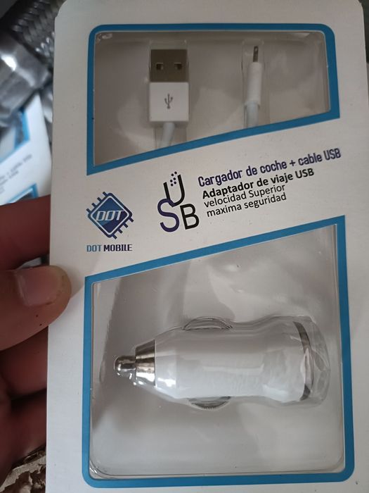 VÂND urgent, angro sau la bucată, cablu de date Apple+adaptor mașina!