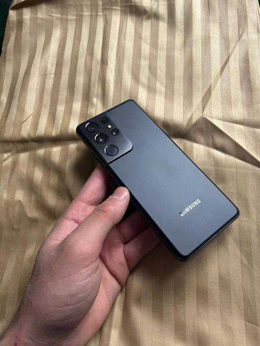 Продам телефон Самсунг 21 ультра