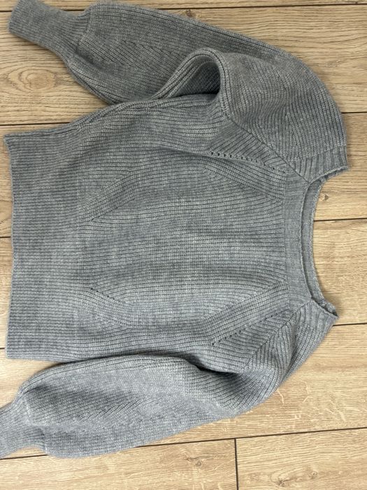 кофта серая, свитер