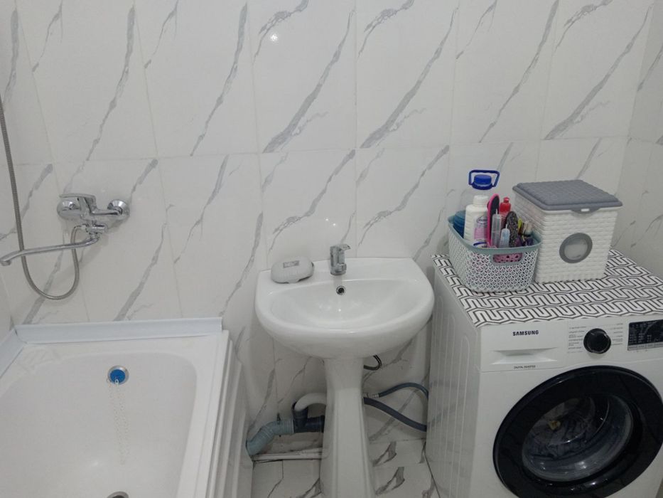 Сдается 2х комнатная квартира с Обстоновкой город в Алмалыке