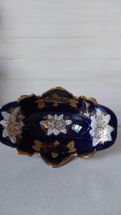 Антикварные-вазы