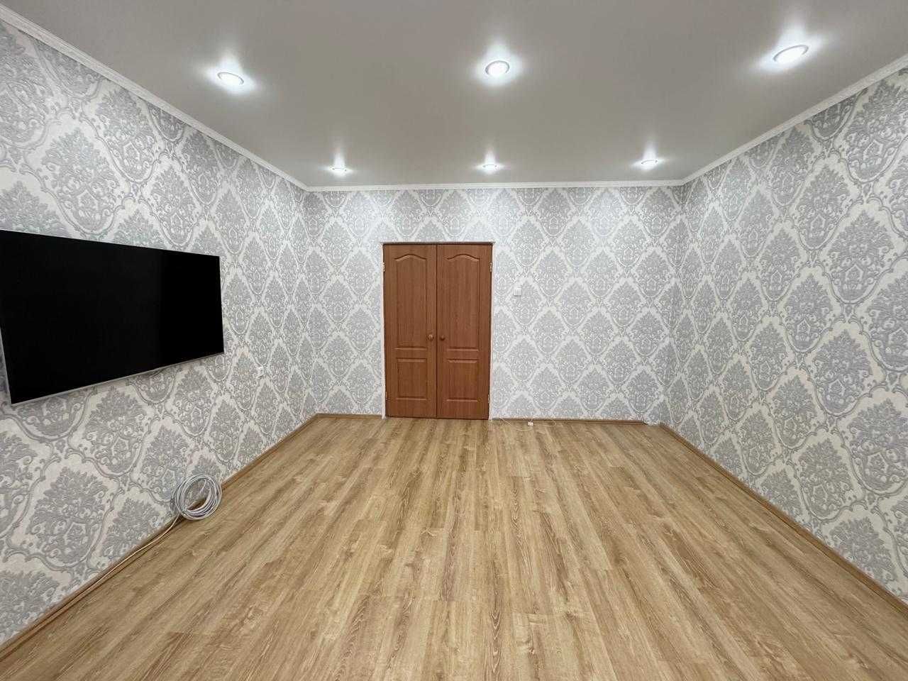 Продаётся: 2 комн. квартира