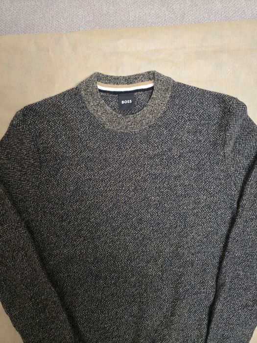 Bluza Hugo Boss Virgin Wool