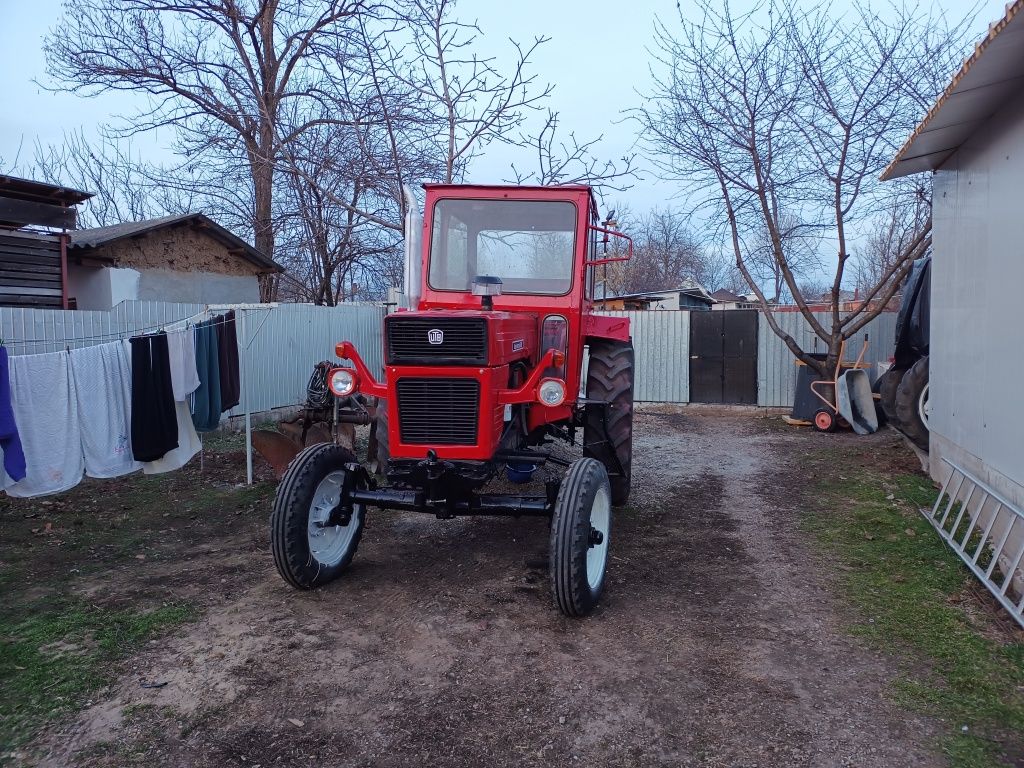 Tractor u650+ plug