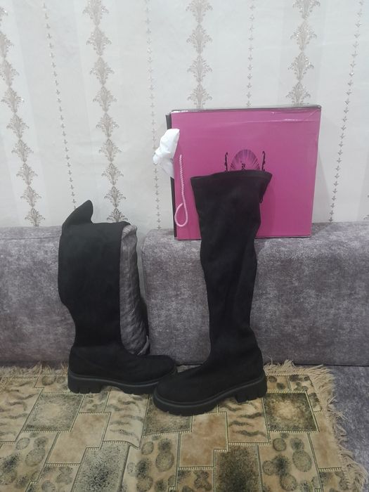 Продам ботфорты 43 размера.62000 тенге