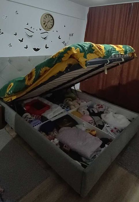 Pat Matrimonial Tapitat Gri - Calitate și Spațiu de Depozitare.