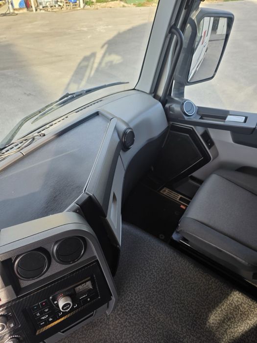 Renault T 480 Euro 6 – Отлично състояние!