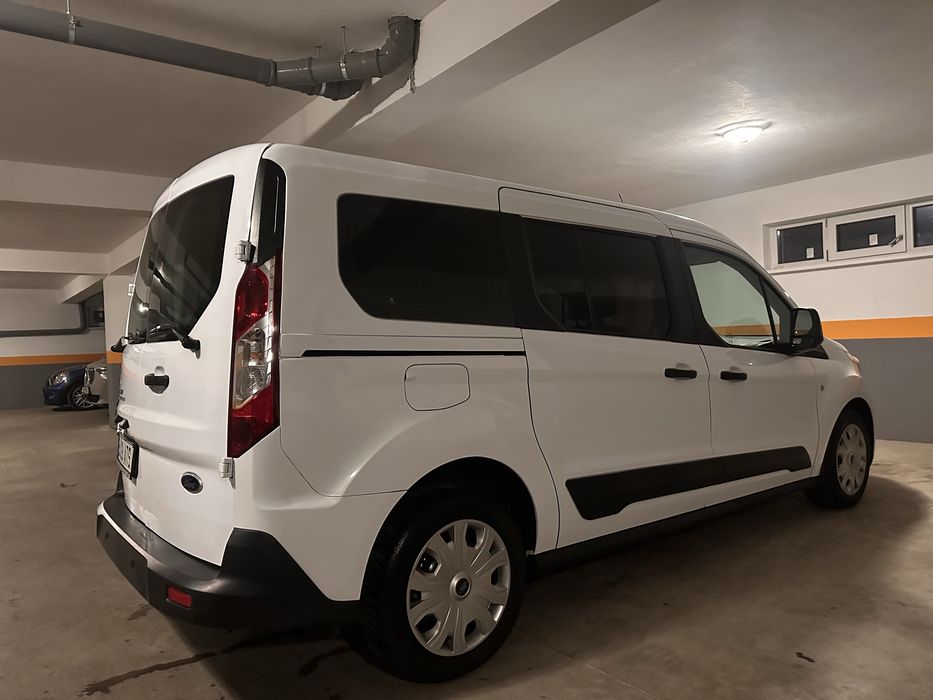 Ford Transit Connect 2023 doar 45.000 km!