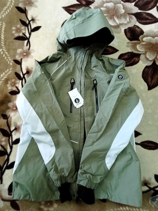 СКИДКА! Куртка VOLCOM меюрана 15к, для горолыжного спорта