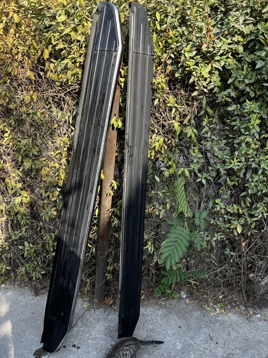 Продается ! Пороги и коврики на sportage