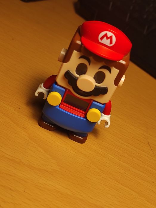 Lego mario оригинал