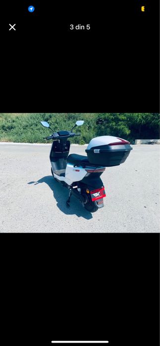 Vand Scuter Electric  RKS