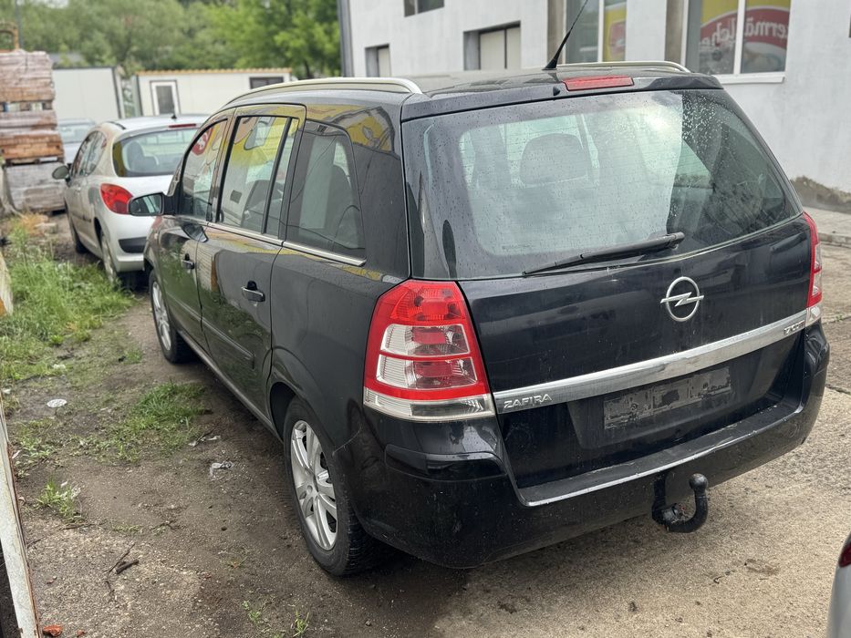 Dezmembrez opel zafira motor 1.7 diesel euro 5