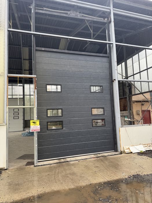 Usa garaj L2700 x H2500 NOU!