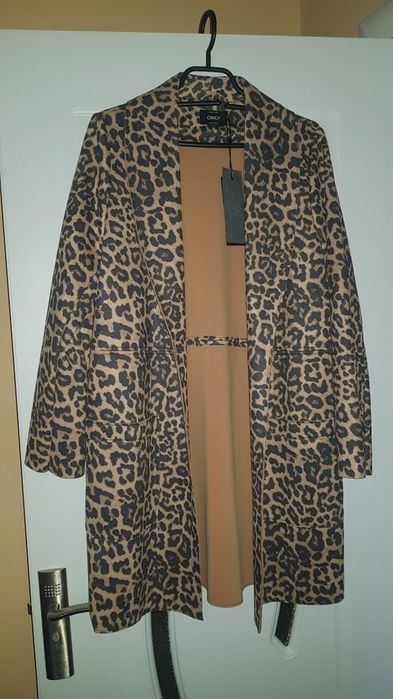 Пролетно палто S и обувки 37