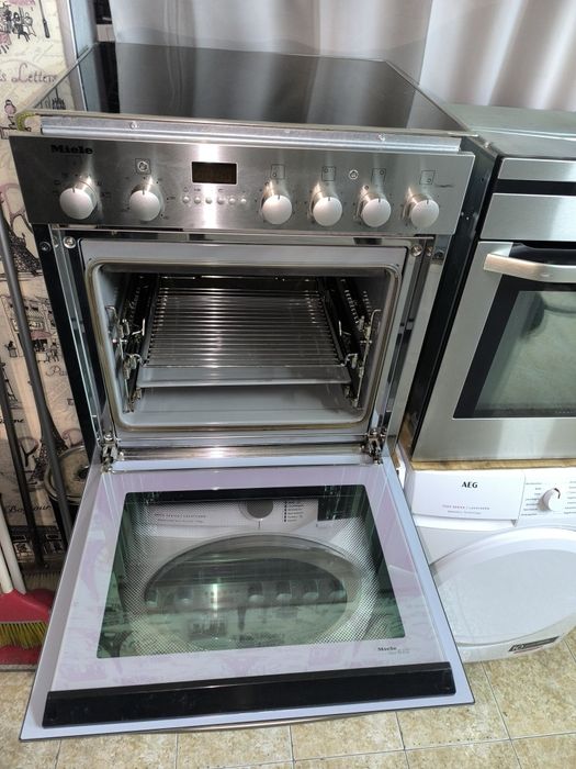 Фурна с котлони Miele