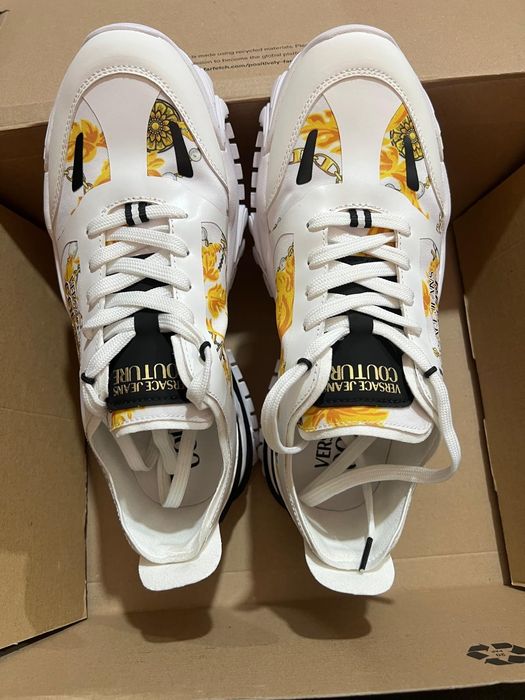 Vând adidasi pentru bărbați originali