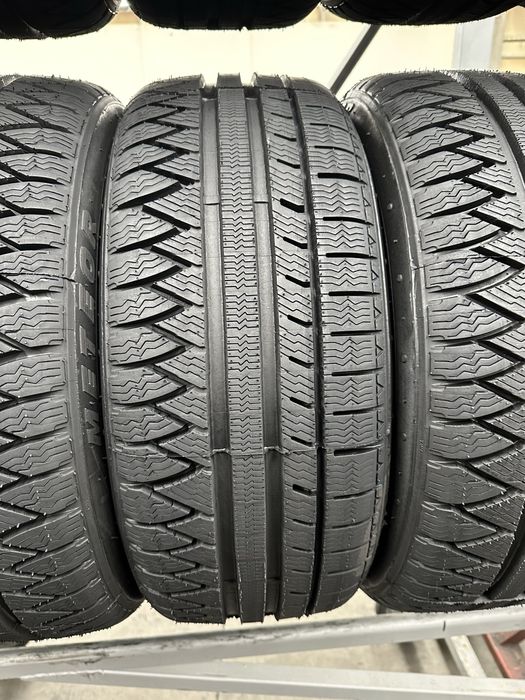 Anvelope M+S Iarna 235/45 R17 Garantie 3 Ani!