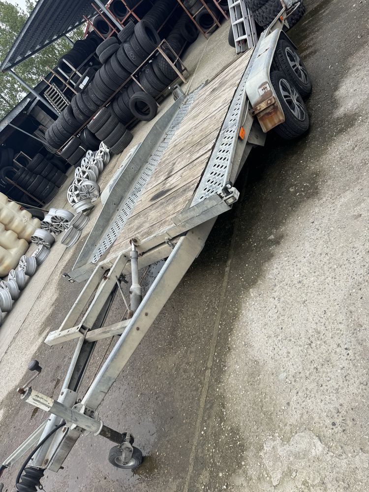 Vand remorca -șlep. Transport auto. Rabatabila  2500 mma cu a