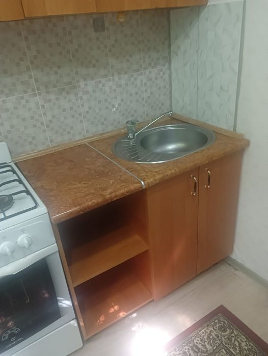 Продам 1 ком квартиру,район Караван