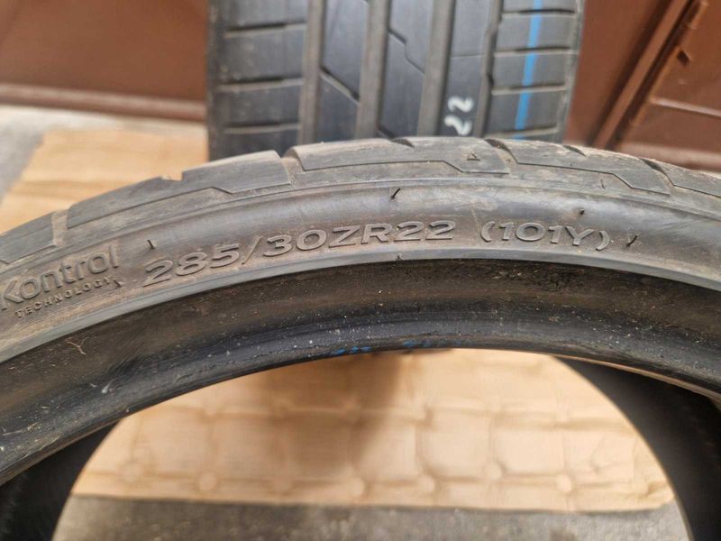 2 Hankook R22 285/30
летни гуми 
DOT1022