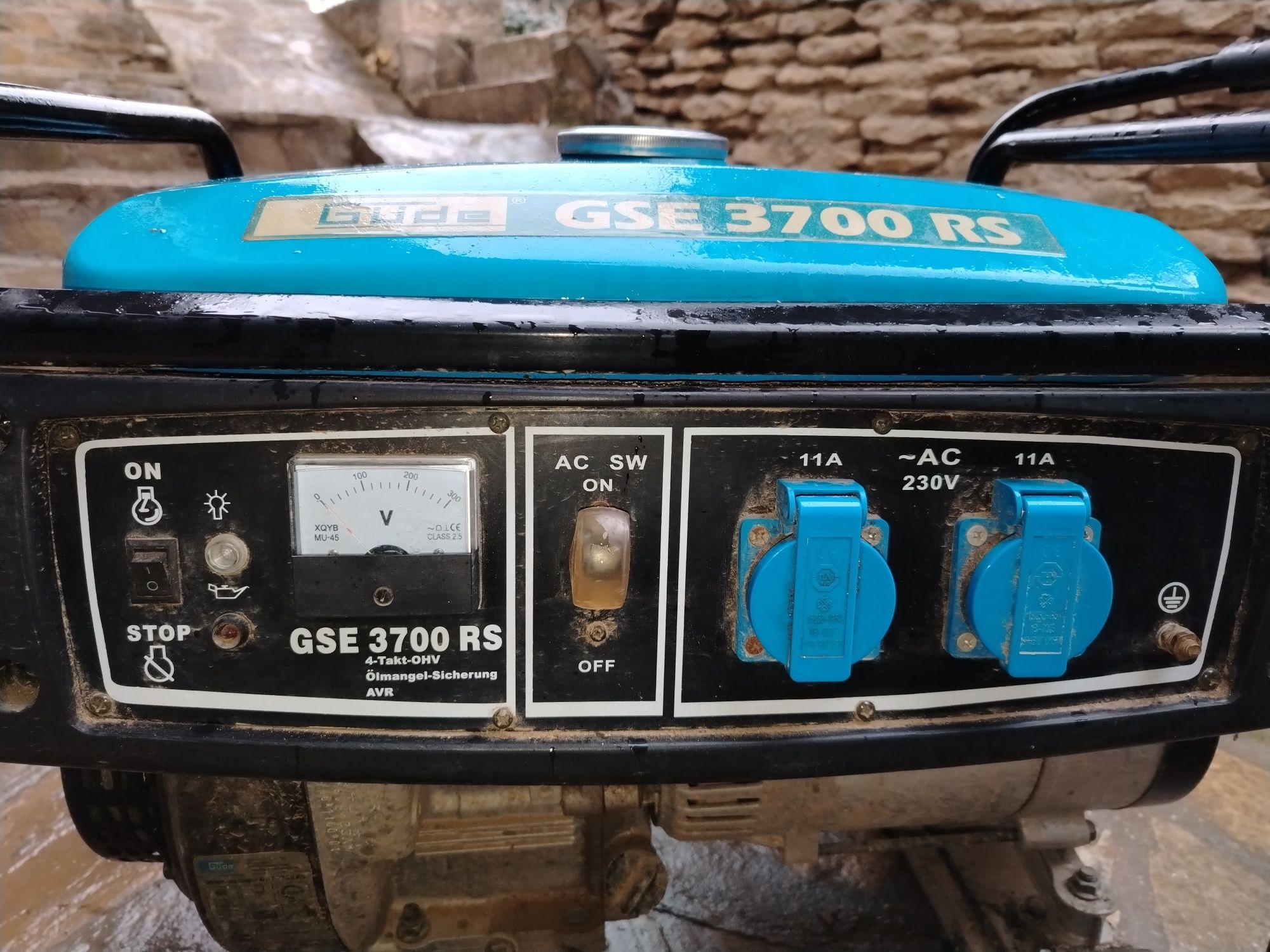 Бензинов генератор ток немски 2.8 kw Gude