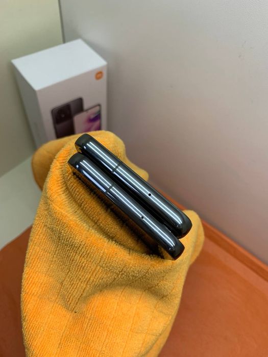 Samsung galaxy s23 5G 8/256gb vetnam 2ta simkartali