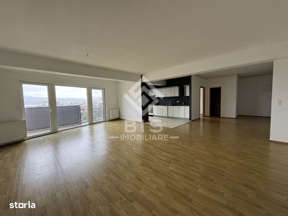 Apartament 3 camere Zona Independentei bloc nou