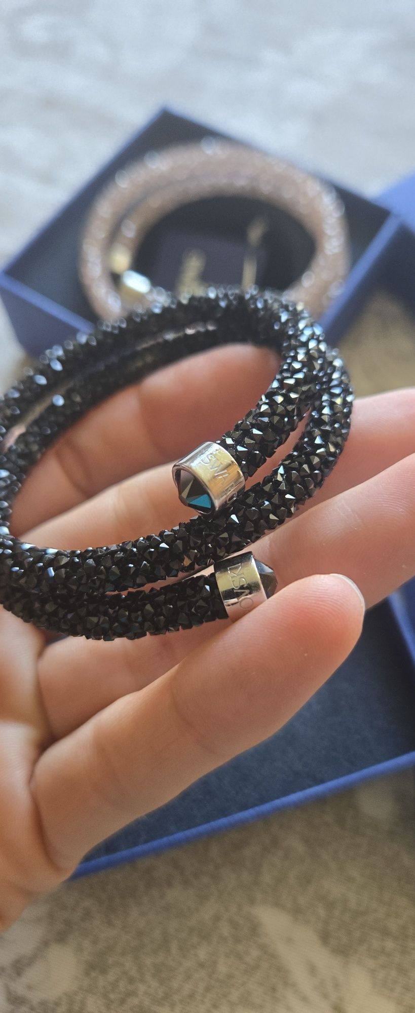 Гривни Swarovski