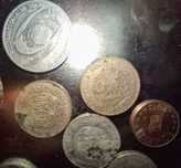o moneda la alegere