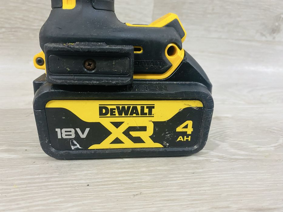Filetanta Dewalt DCD796