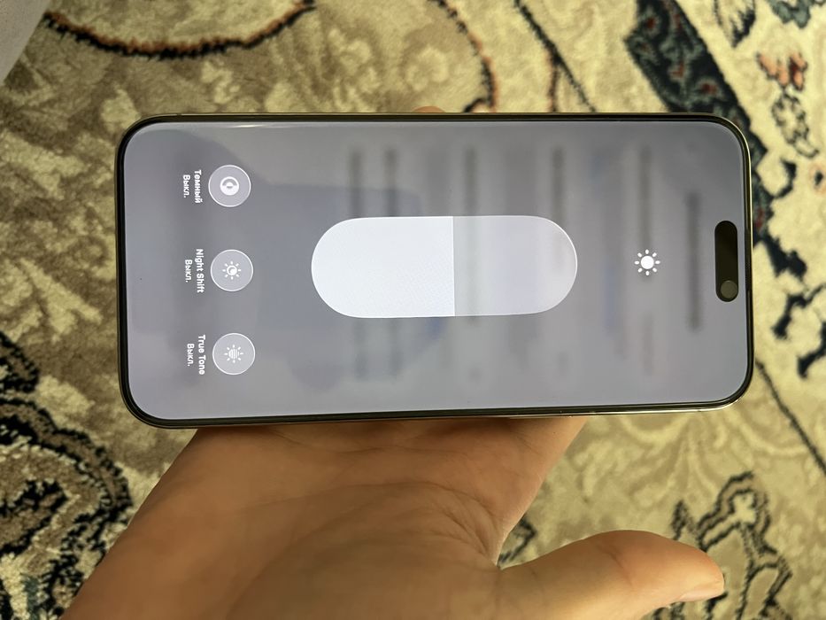 Iphone 15max yaxshi tolatda yonksi 100%