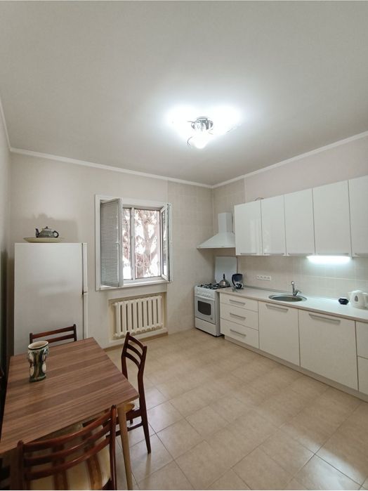 Метро Новза за Алиева 4,8 сотки ровный участок 2 линия