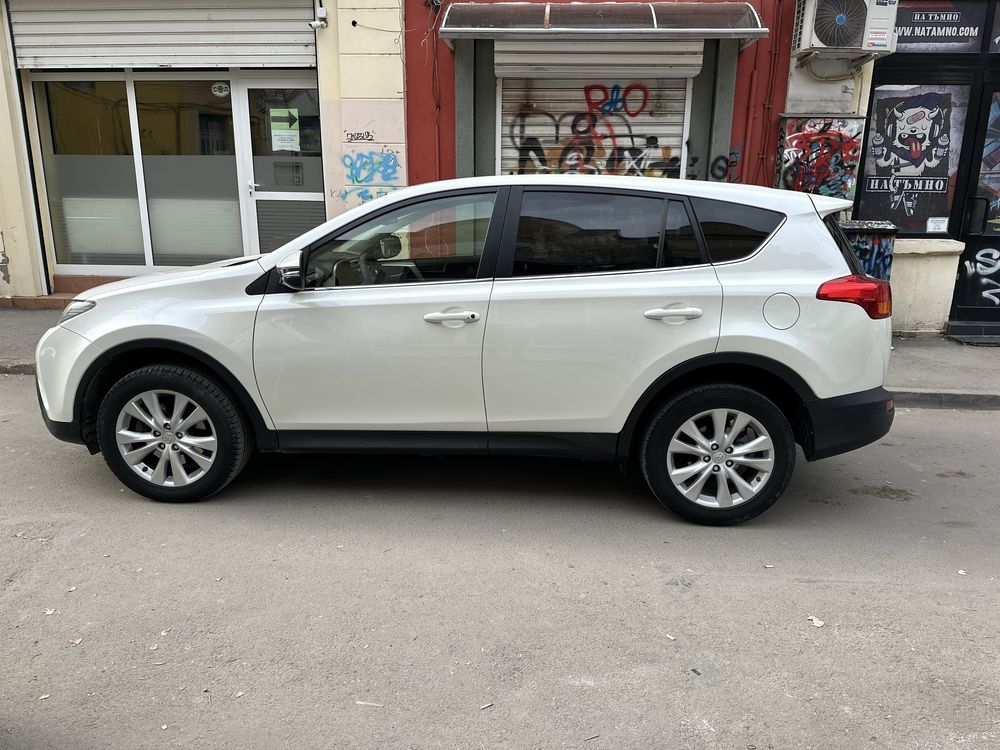 Toyota RAV4 2013