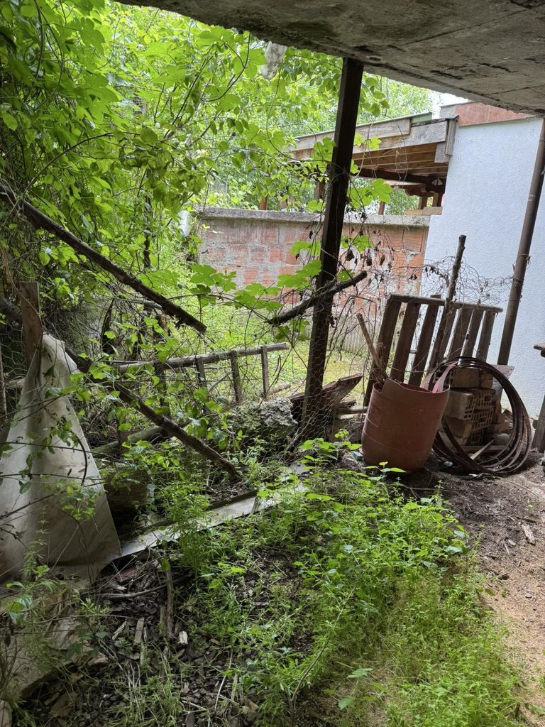 Продава се Къща в Вършец - 70 кв.м за 1286 €/кв.м - Снимка #9