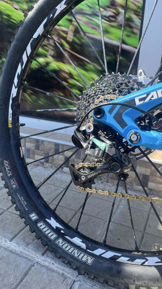 Yt Capra CF/27.5/M