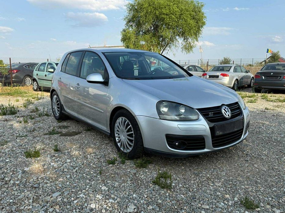 De vânzare Golf 5 Gt