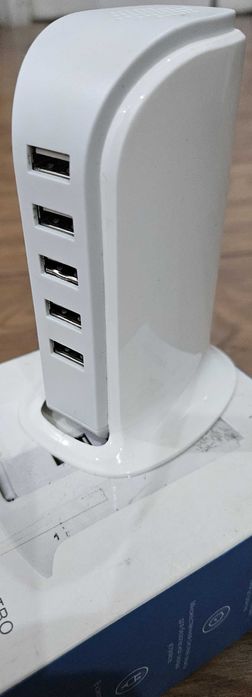 Сетевое зарядное устройство Rombica ZQ-0060